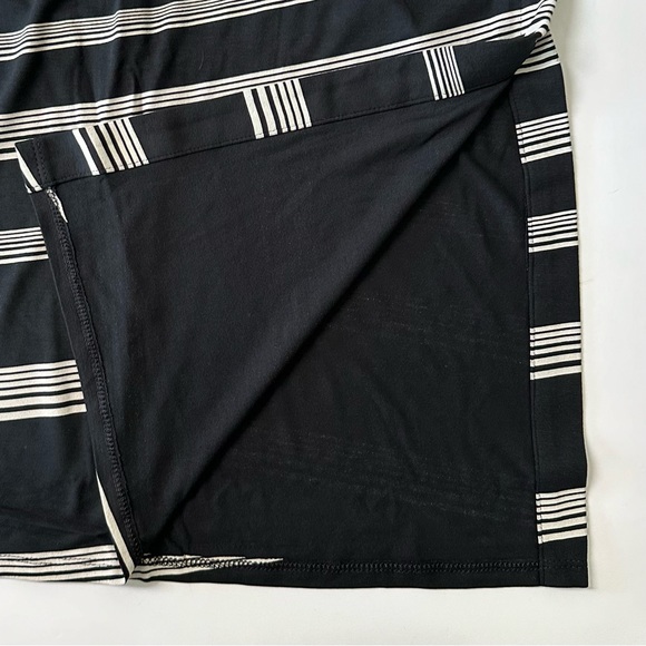 NWT J. Jill Wearever Fluid Stripe Tunic Size M - Picture 9 of 11